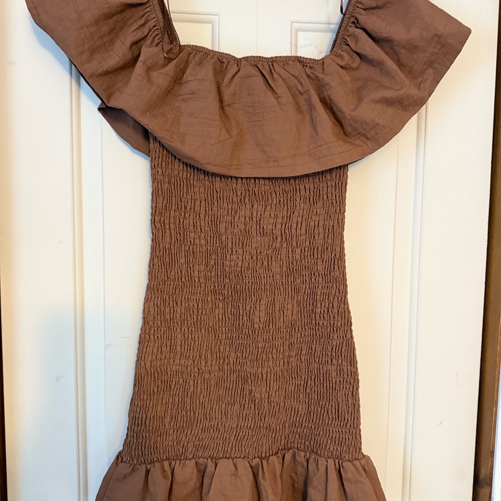 NWT by Anthropologie Brown Off the Shoulder Ruffle Mini Dress Bodycon XS - Picture 3 of 9